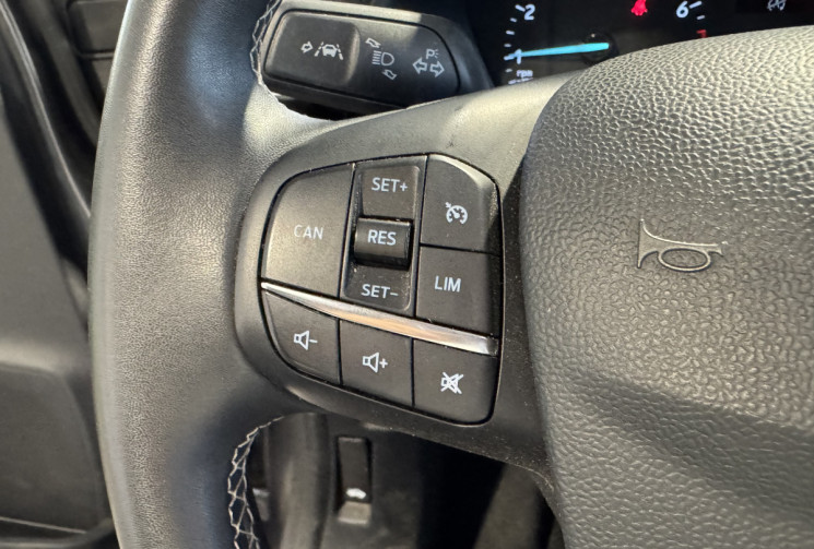 Ford Puma 1.0 FLEXFUEL 125CH MHEV TITANUIM DESIGN 2