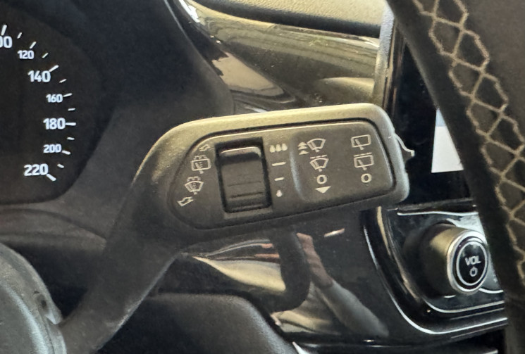 Ford Puma 1.0 FLEXFUEL 125CH MHEV TITANUIM DESIGN 2