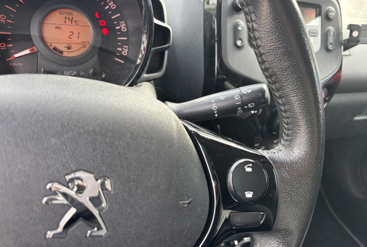 Peugeot 108 1.0 VTI 72CH ALLURE 