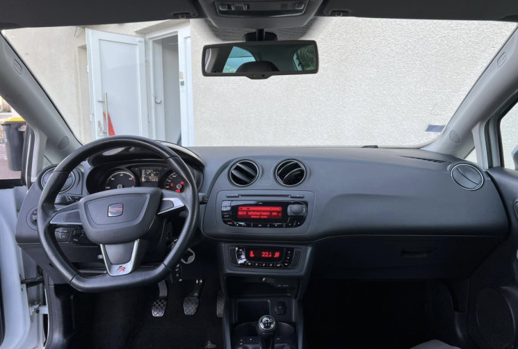 SEAT Ibiza IV Phase 2 1.6 TDi 16V DPF 105 cv FR
