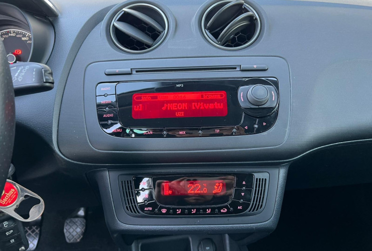 SEAT Ibiza IV Phase 2 1.6 TDi 16V DPF 105 cv FR