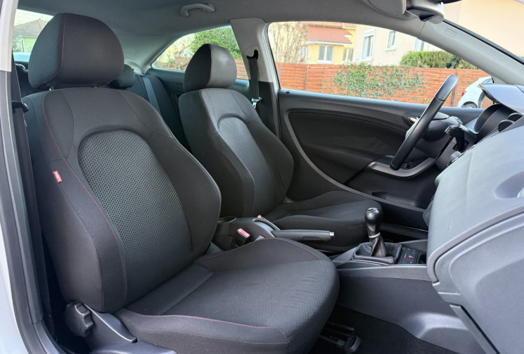 SEAT Ibiza IV Phase 2 1.6 TDi 16V DPF 105 cv FR