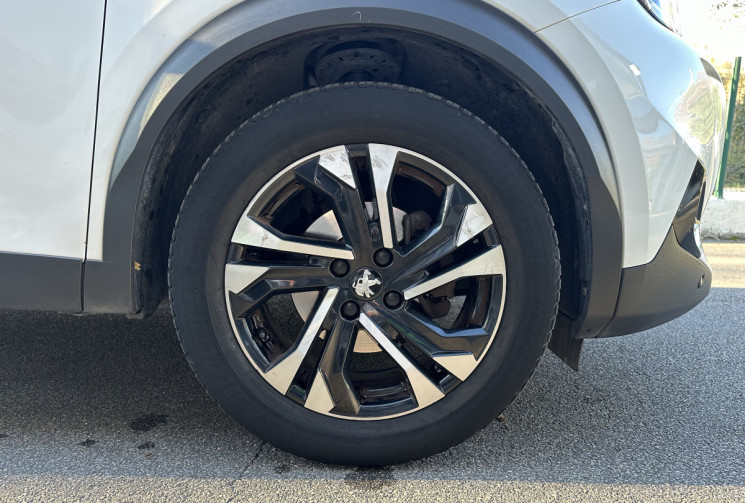 Peugeot 2008 1.5 BlueHDi 100 ch Allure Business / Carplay / Camera / Cockpit / ENTRETIEN COMPLET