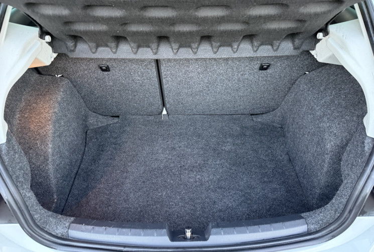 SEAT Ibiza IV Phase 2 1.6 TDi 16V DPF 105 cv FR