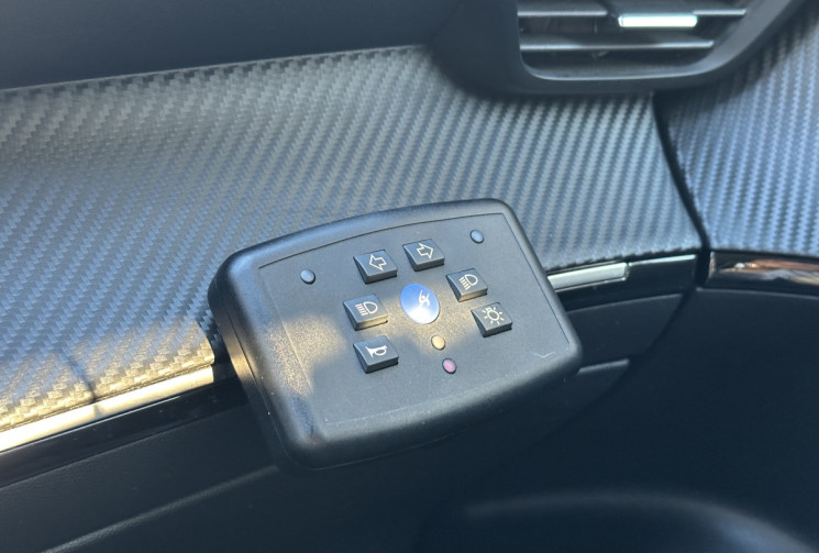 Peugeot 2008 1.5 BlueHDi 100 ch Allure Business / Cockpit / ENTRETIEN COMPLET /  Auto école