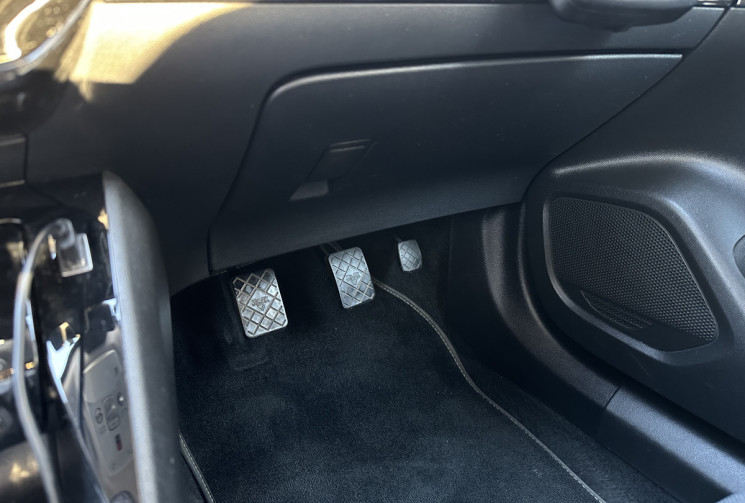 Peugeot 2008 1.5 BlueHDi 100 ch Allure Business / Cockpit / ENTRETIEN COMPLET /  Auto école