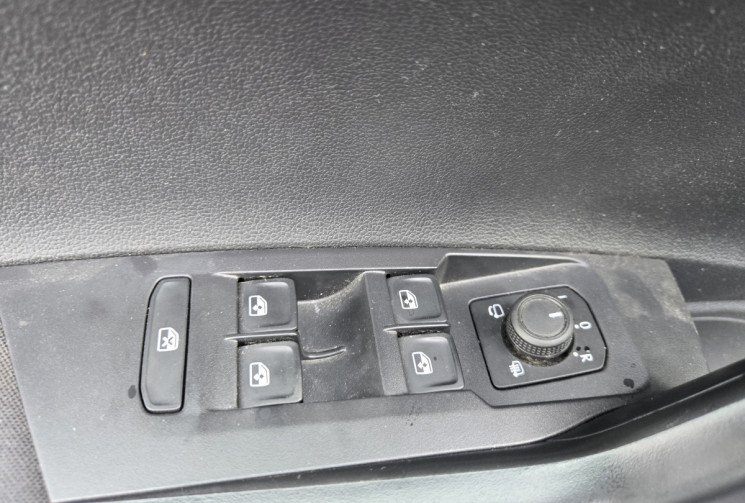 Volkswagen Polo 1.0 TSI 95ch Life * CARPLAY * REGULATEUR DE VITESSE * JANTES ALUMINIUM*             