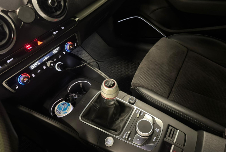 Audi A3 SPORTBACK  1.5TFSI 150 S LINE SPORTBACK  / Radar AV-AR / Bluetooth