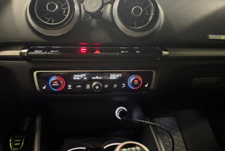 Audi A3 SPORTBACK  1.5TFSI 150 S LINE SPORTBACK  / Radar AV-AR / Bluetooth