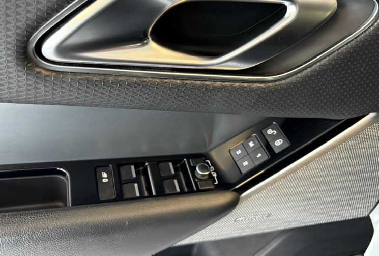 Land-Rover Range Rover Velar D 240 CV  R-DYNAMIC SE OPTIONS HSE