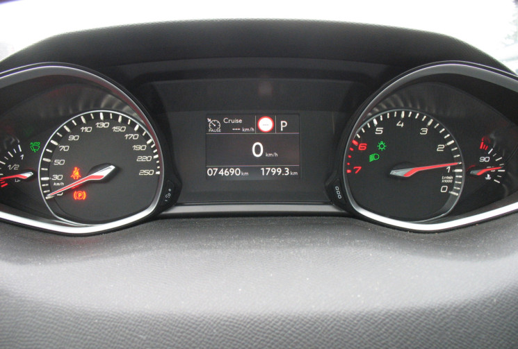 Peugeot 308 SW II 1.2 THP 130 ALLURE EAT8