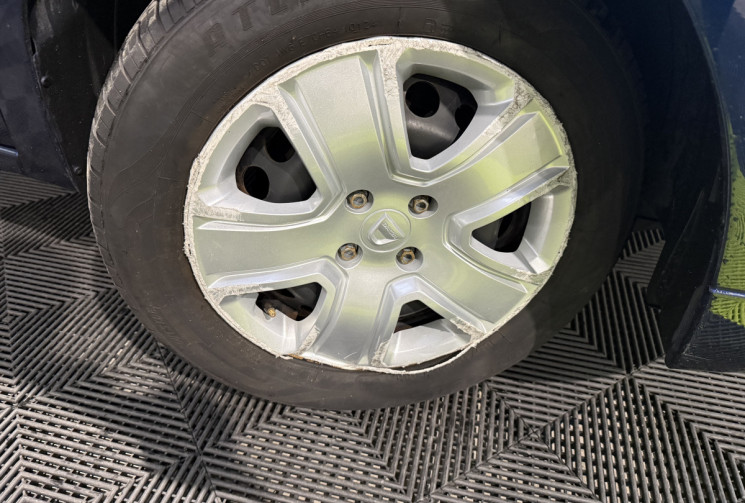 Dacia Sandero 1.0 SCe 75ch Lauréate 4cv