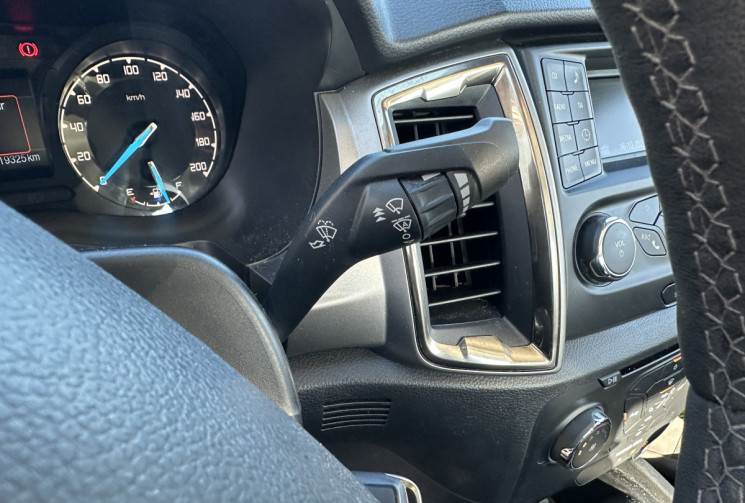 Ford Ranger III Phase 3 2.0 EcoBlue Pickup Super Cabine 4x4 170 CV -- 1ERE MAIN