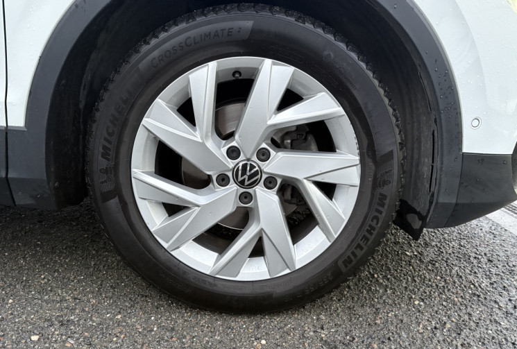 Volkswagen Tiguan 2.0 TDI 150ch ELEGANCE EXCLUSIVE DSG7 * FULL OPTIONS* ATTELAGE* CUIR *            