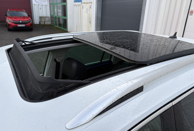 Volkswagen Tiguan 2.0 TDI 150ch ELEGANCE EXCLUSIVE DSG7 * FULL OPTIONS* ATTELAGE* CUIR *            