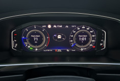 Volkswagen Tiguan 2.0 TDI 150ch ELEGANCE EXCLUSIVE DSG7 * FULL OPTIONS* ATTELAGE* CUIR *            