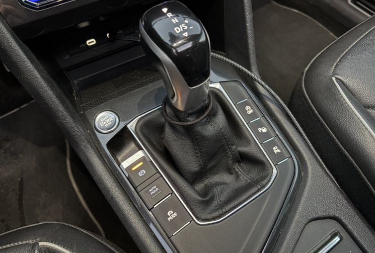 Volkswagen Tiguan 2.0 TDI 150ch ELEGANCE EXCLUSIVE DSG7 * FULL OPTIONS* ATTELAGE* CUIR *            