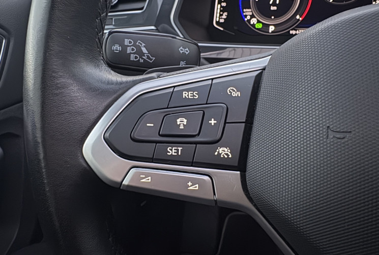 Volkswagen Tiguan ELEGANCE EXCLUSIVE 2.0 TDI 150ch DSG7 * FULL OPTIONS* ATTELAGE* CUIR *            