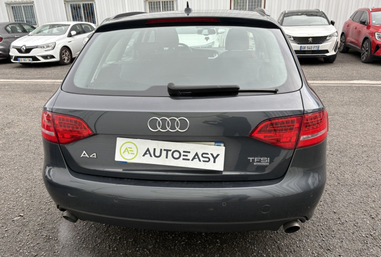 Audi A4 Avant 2.0 TFSI 211 Quattro S-tronic7 * 4 roues hiver