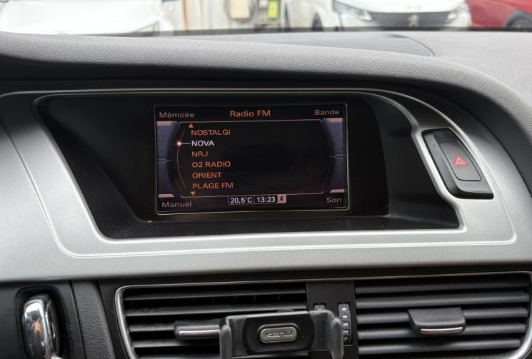 Audi A4 Avant 2.0 TFSI 211 Quattro S-tronic7 * 4 roues hiver