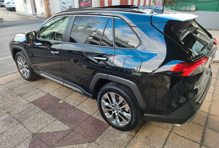 Toyota RAV4 2.5 Hybride FULL OPTIONS / SUIVI TOYOTA / 218ch / 2WD MY22