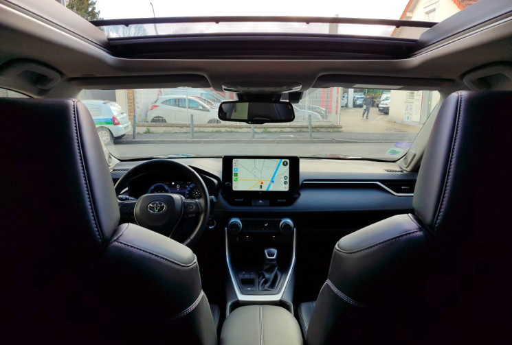 Toyota RAV4 2.5 Hybride FULL OPTION / SUIVI TOYOTA / 218ch / 2WD MY22