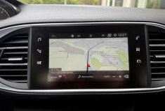 Peugeot 308 1.5 BlueHDI 130 Active Business EAT8 * 