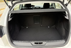 Peugeot 308 1.5 BlueHDI 130 Active Business EAT8 * 