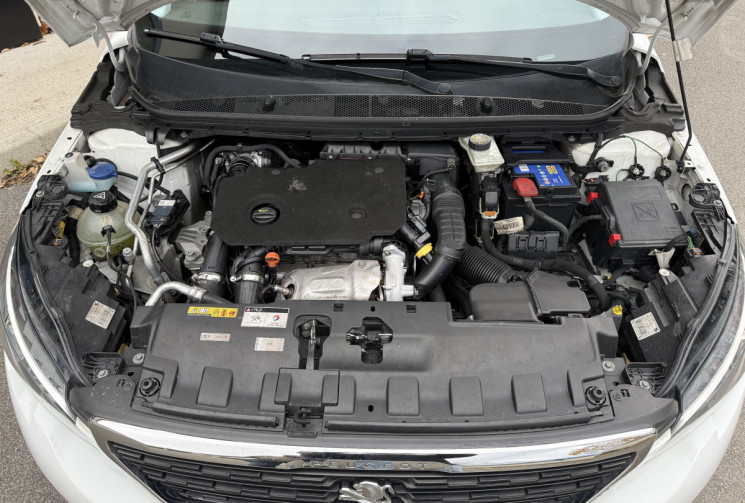 Peugeot 308 1.5 BlueHDI 130 Active Business EAT8 * Ent. complet a jour * CT ok * Garantie 6 mois