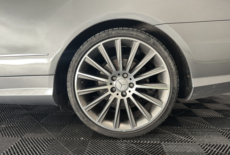 Mercedes CLASSE E 200 CGI BE Executive 7GTro+