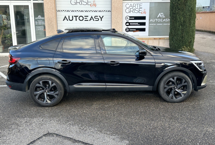 Renault Arkana 1.6 E-Tech hybride 145 ch Engineered / Suivi Renault / Toit ouvrant / Bose