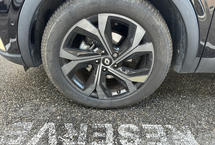 Renault Arkana 1.6 E-Tech hybride 145 ch Engineered / Suivi Renault / Toit ouvrant / Bose