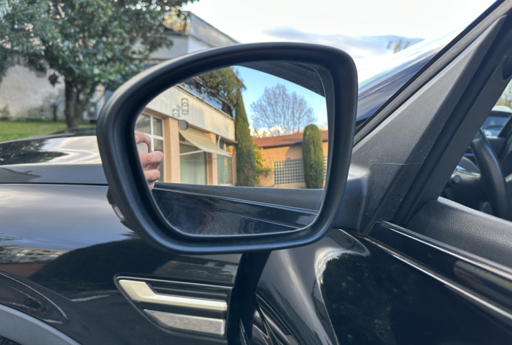 Renault Arkana 1.6 E-Tech hybride 145 ch Engineered / Suivi Renault / Toit ouvrant / Bose