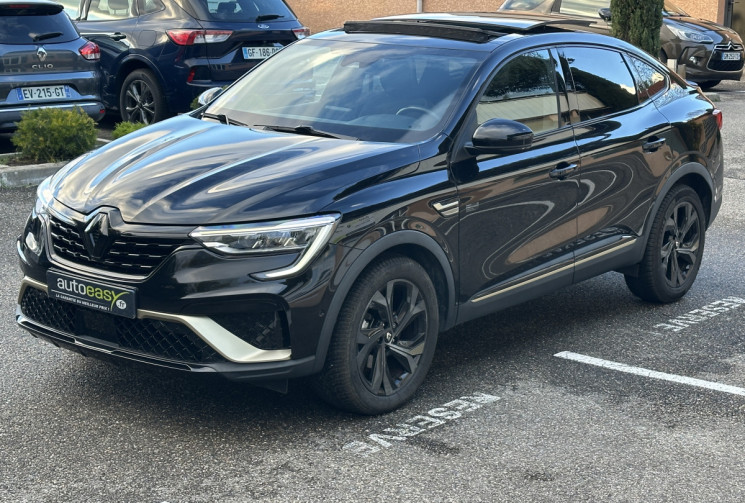 Renault Arkana 1.6 E-Tech hybride 145 ch Engineered / Suivi Renault / Toit ouvrant / Bose