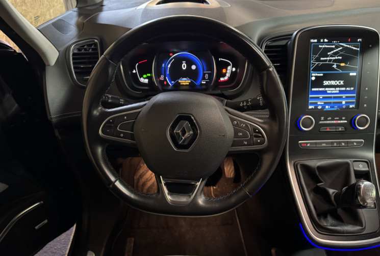 Renault GRAND SCENIC IV IDEM INITIAL PARIS 1.2 Tce 16V 131 cv  GARANTIE 1 ANS