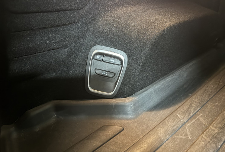 Renault GRAND SCENIC IV IDEM INITIAL PARIS 1.2 Tce 16V 131 cv  GARANTIE 1 AN