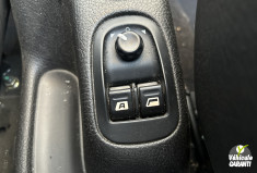 Peugeot 206 CC 2.0 136 Ch 16S * 1ER MAIN * FAIBLE KILOMETRAGE * CLIM AUTOMATIQUE