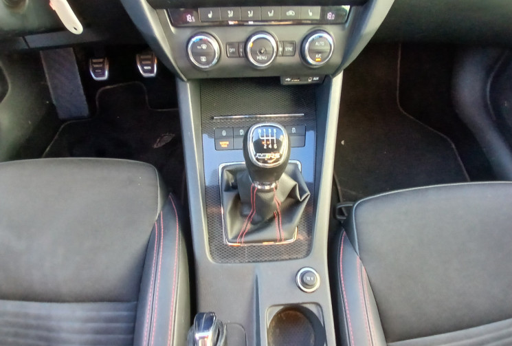 Skoda Octavia Combi Combi RS 2.0 TFSi 16V 220 cv