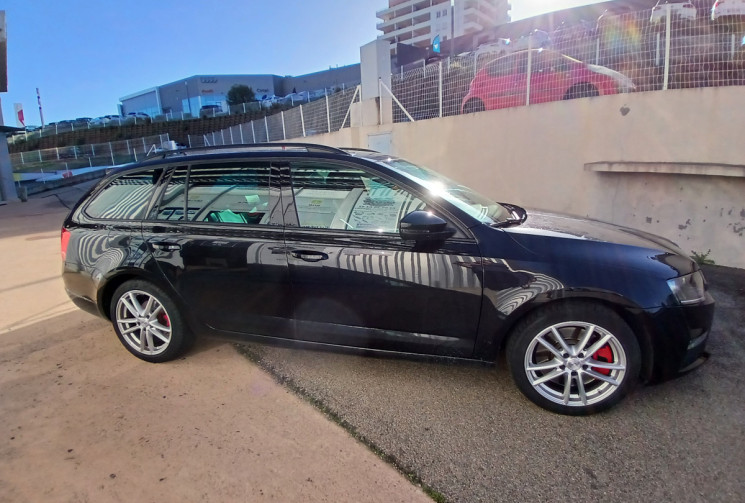 Skoda Octavia Combi Combi RS 2.0 TFSi 16V 220 cv