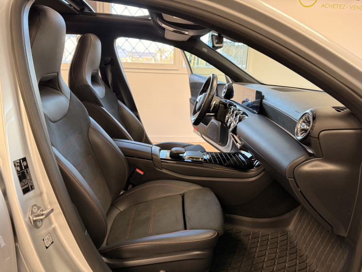 Mercedes Classe A 200 D 2.0 D 16V 8G-DCT 150 / 1ERE MAIN / AMG LINE / SUIVI COMPLET MERCEDES 