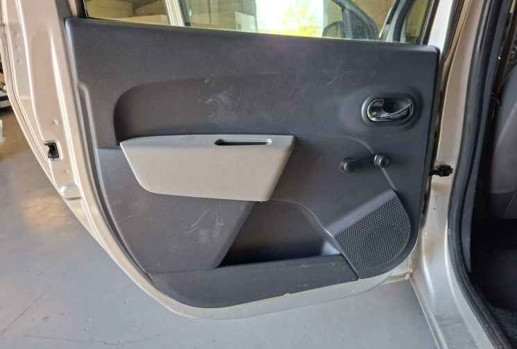 Dacia Lodgy 1.2 TCe 16V 115 cv 7 PLACES  FINITION LAUREATEGARANTIE 6 MOIS