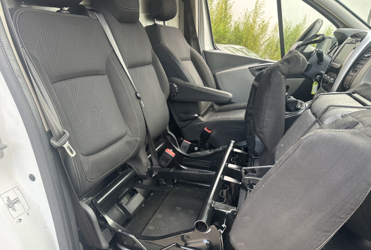 Renault Trafic Fg III (F82) L1H1 1000 1.6 dCi 120ch Confort Euro6 // PRIX TTC // PAS DE TVA