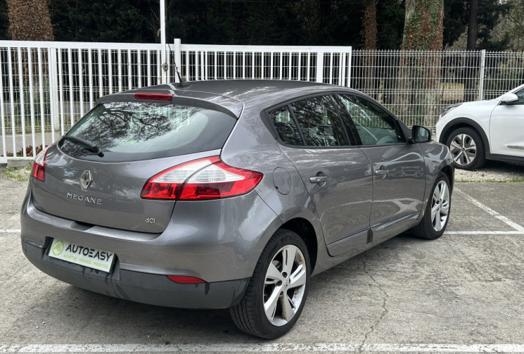 Renault Megane III Phase 2 1.5 dCi FAP 110 Dynamique distribution changée/Bluetooth / Radar de recul