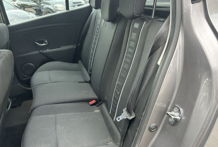 Renault Megane III Phase 2 1.5 dCi FAP 110 Dynamique distribution changée/Bluetooth / Radar de recul