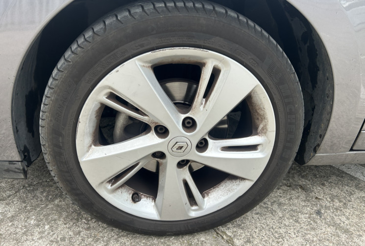 Renault Megane III Phase 2 1.5 dCi FAP 110 Dynamique distribution changée/Bluetooth / Radar de recul