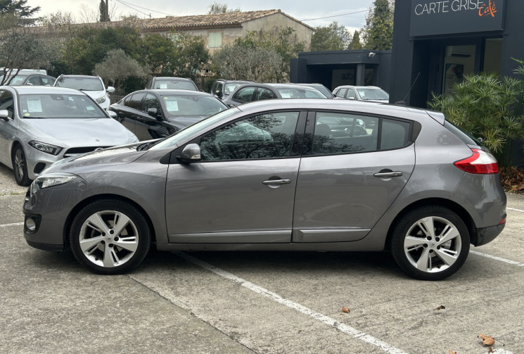 Renault Megane III Phase 2 1.5 dCi FAP 110 Dynamique distribution changée/Bluetooth / Radar de recul