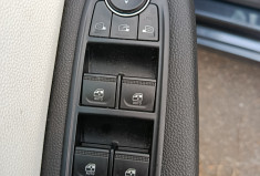 Renault Clio V 5 Portes 1.0 TCe 12V X Tronic S&S 90 cv Boîte auto