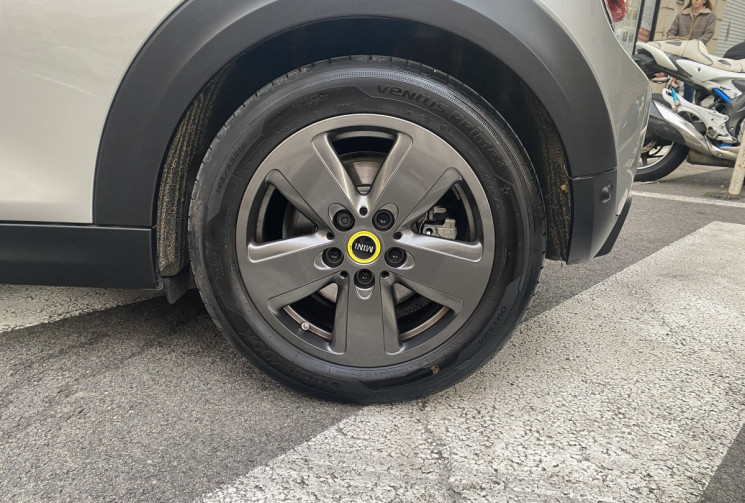 Mini Mini COOPER SE 184 CH ESSENTIAL 10300 KMS