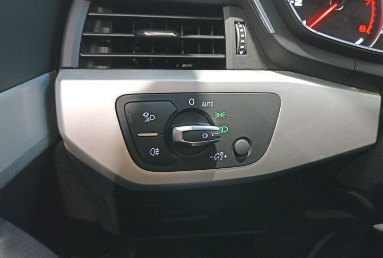 Audi A4 Avant 1.4 TFSI 150ch Business line S tronic 7