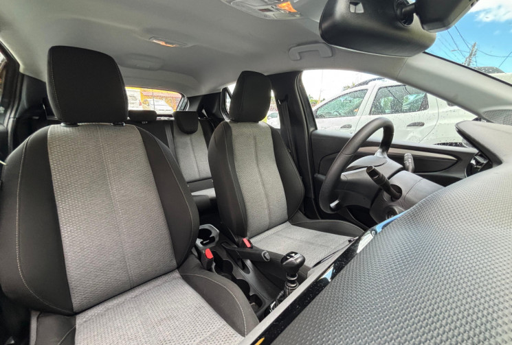 Opel Corsa Diesel 1.5 102 CV // Première Etat // Quasi neuf // 